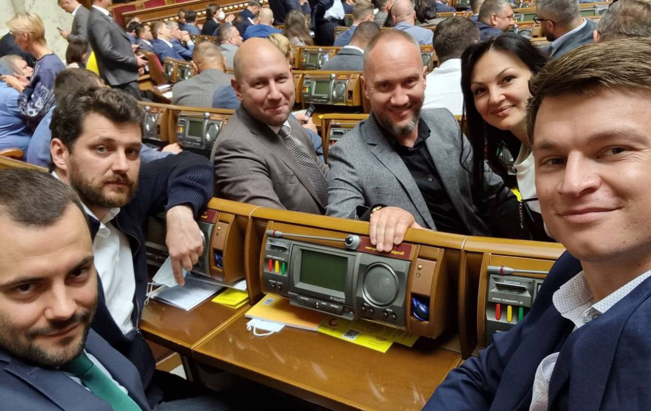 Кінець канікул. Як пройшов перший день Ради і чим вона займеться далі